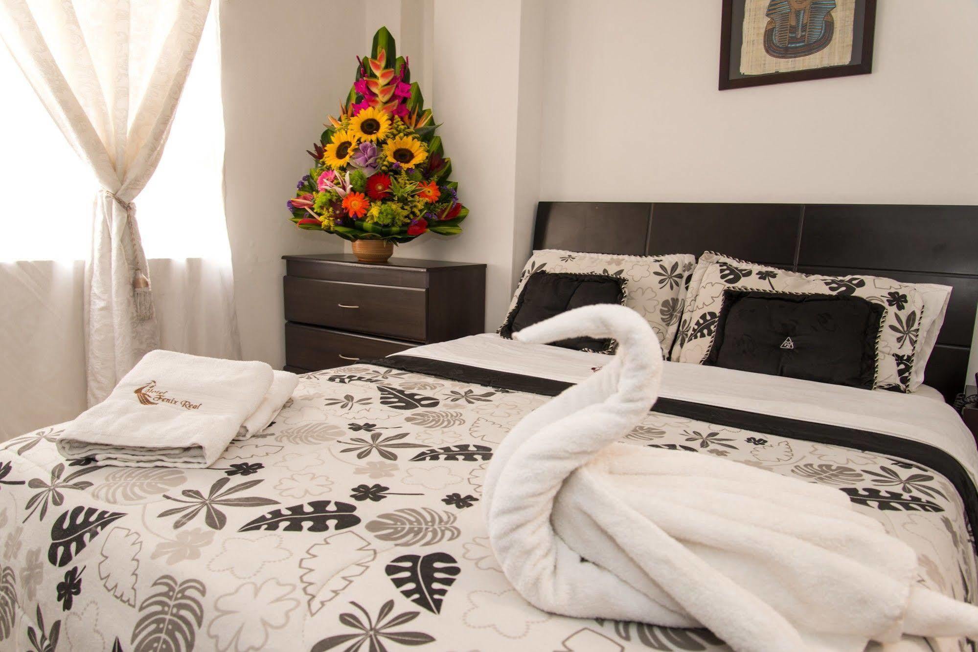 Hotel Fenix Real Bogota Buitenkant foto